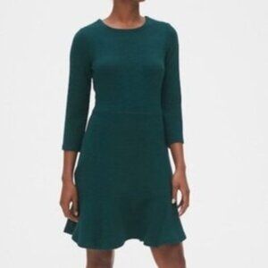 New, GAP Zipper Back Knit Flounce Dress